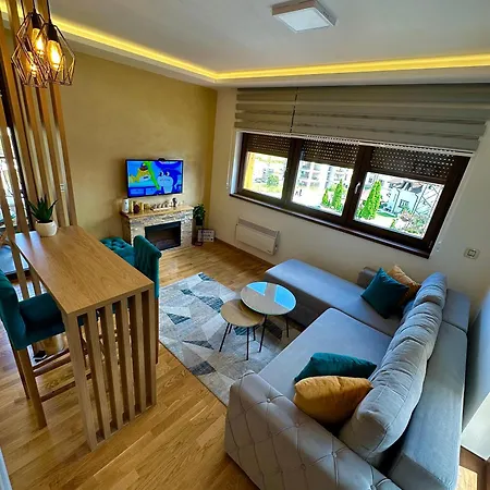 Aria Forest & Gym Apartment *